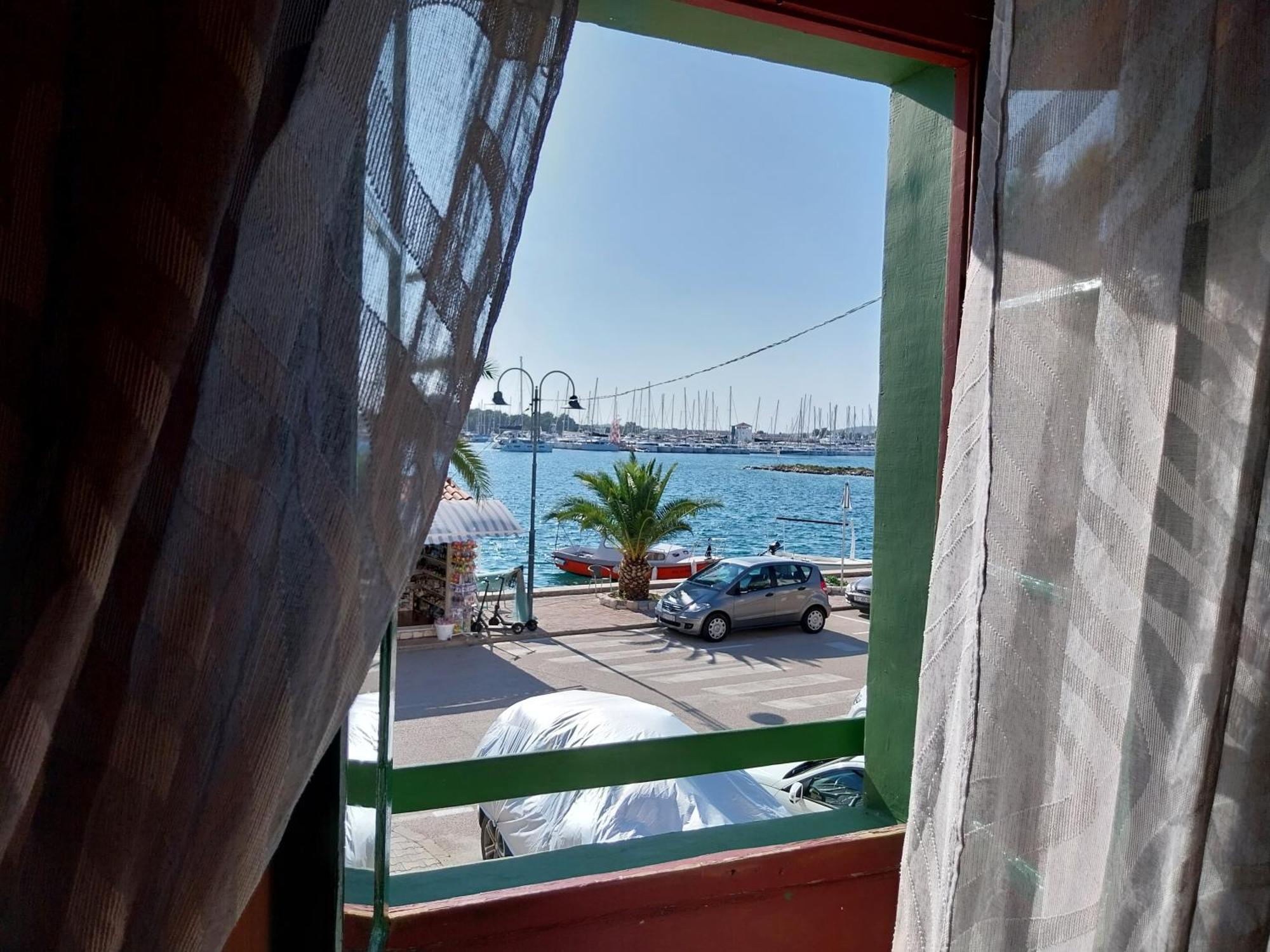 Apartment Surya ロゴズニッツァ エクステリア 写真